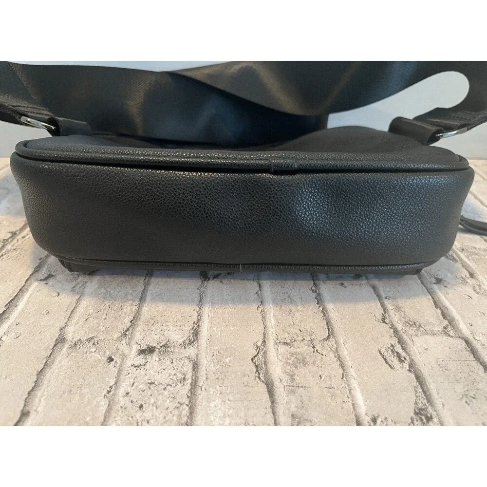 ayla & co Black Leather Belt Bag